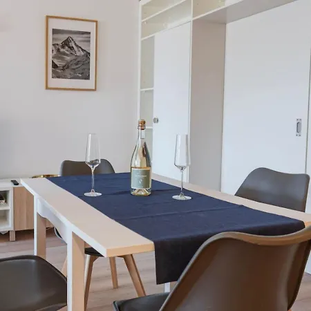 Appartamento Cosy Piscine Vue Alpes Montana